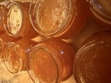 Confiture d'abricot du jardin au safran